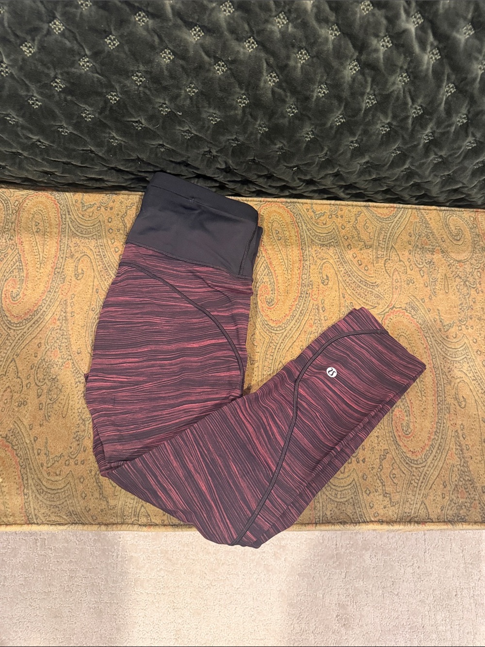 lululemon athletic Burgundy/Black Leggings